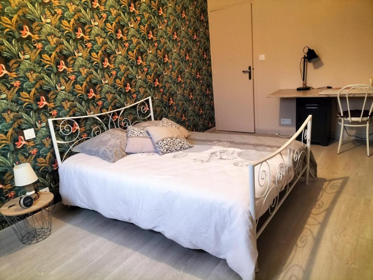 Bed and Breakfast Chez Nadine Valframbert Exterior foto